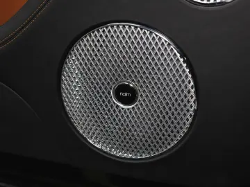 Bentayga Azure V8 |Black Line|Touring Spec|22