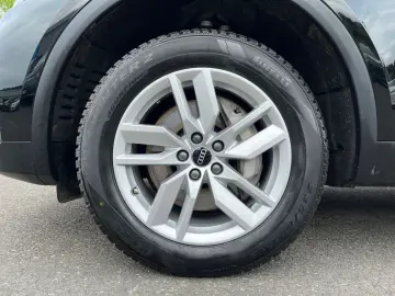 Q5 50 TFSIe quattro S-tronic / AHK, MMI-Navi, PD