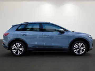 Q4 50 e-tron quattro Pano MMI Navi AHK Optikpak.