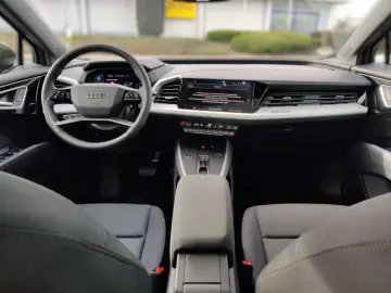 Q4 50 e-tron quattro Pano MMI Navi AHK Optikpak.