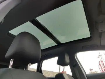 Q4 50 e-tron quattro Pano MMI Navi AHK Optikpak.