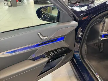 740d xDrive M Sport~PANO SKY~KAMERA 360~HEAD-UP