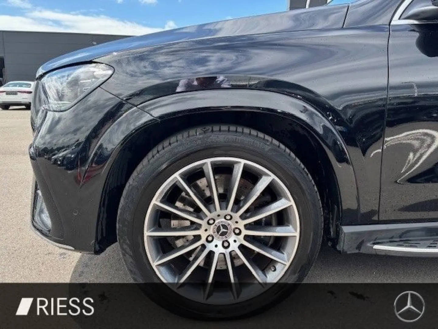 GLE 450 d 4M AMG Sport Distr Pano AHK HUD Sitzk