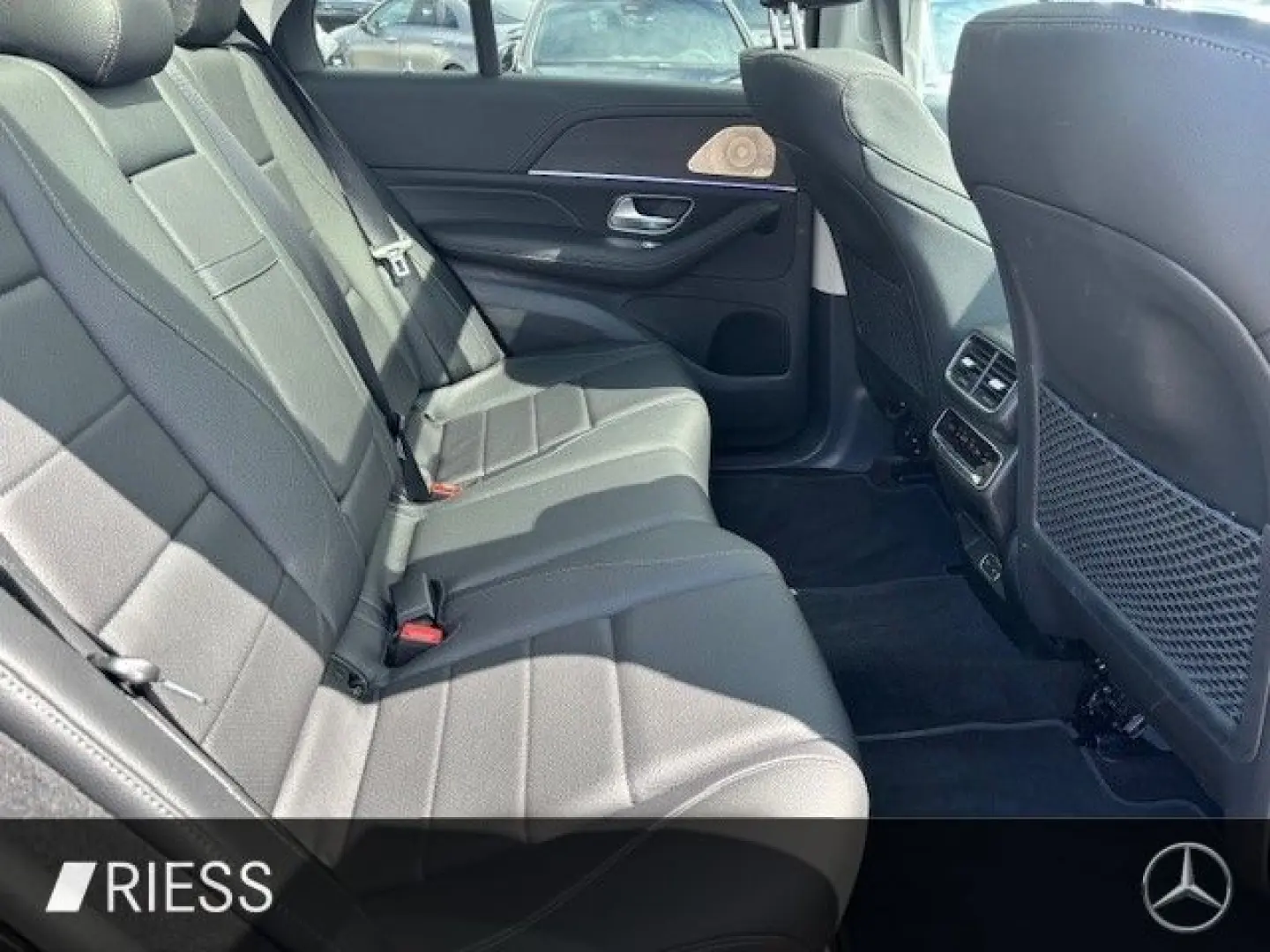 GLE 450 d 4M AMG Sport Distr Pano AHK HUD Sitzk