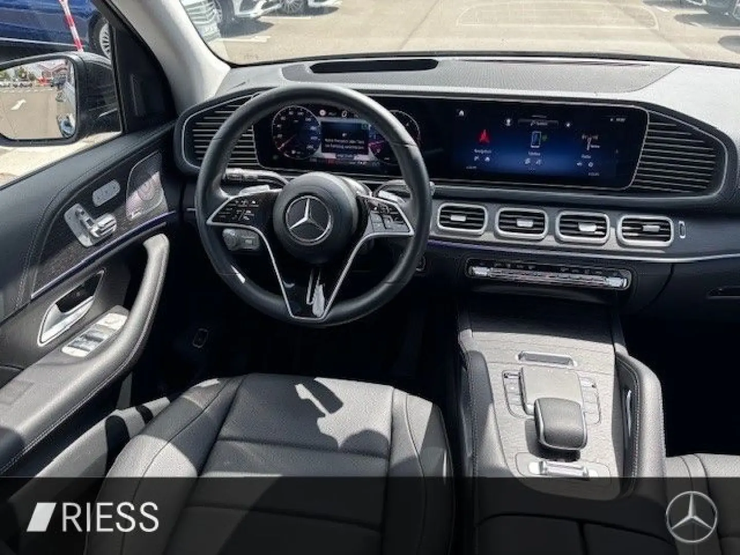 GLE 450 d 4M AMG Sport Distr Pano AHK HUD Sitzk