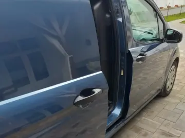 Ford Transit Courier