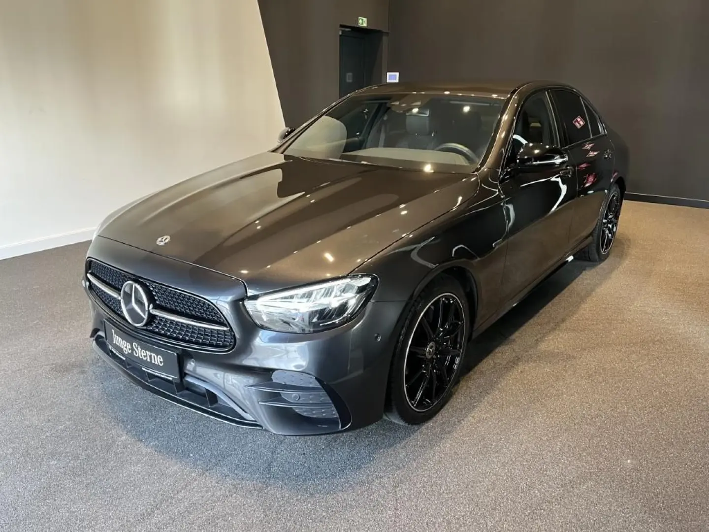 E 220 d AMG Night Edition+Distronic+AHK+Kamera