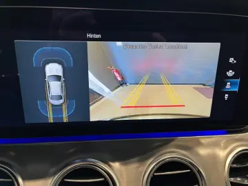E 220 d AMG Night Edition+Distronic+AHK+Kamera