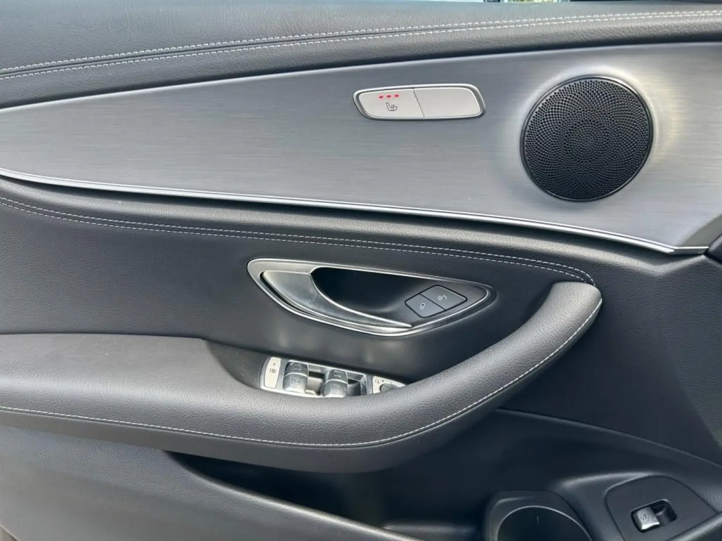 E 220 d +AMG+Night+DistrPlus+KAMERA+WIDE+AHK