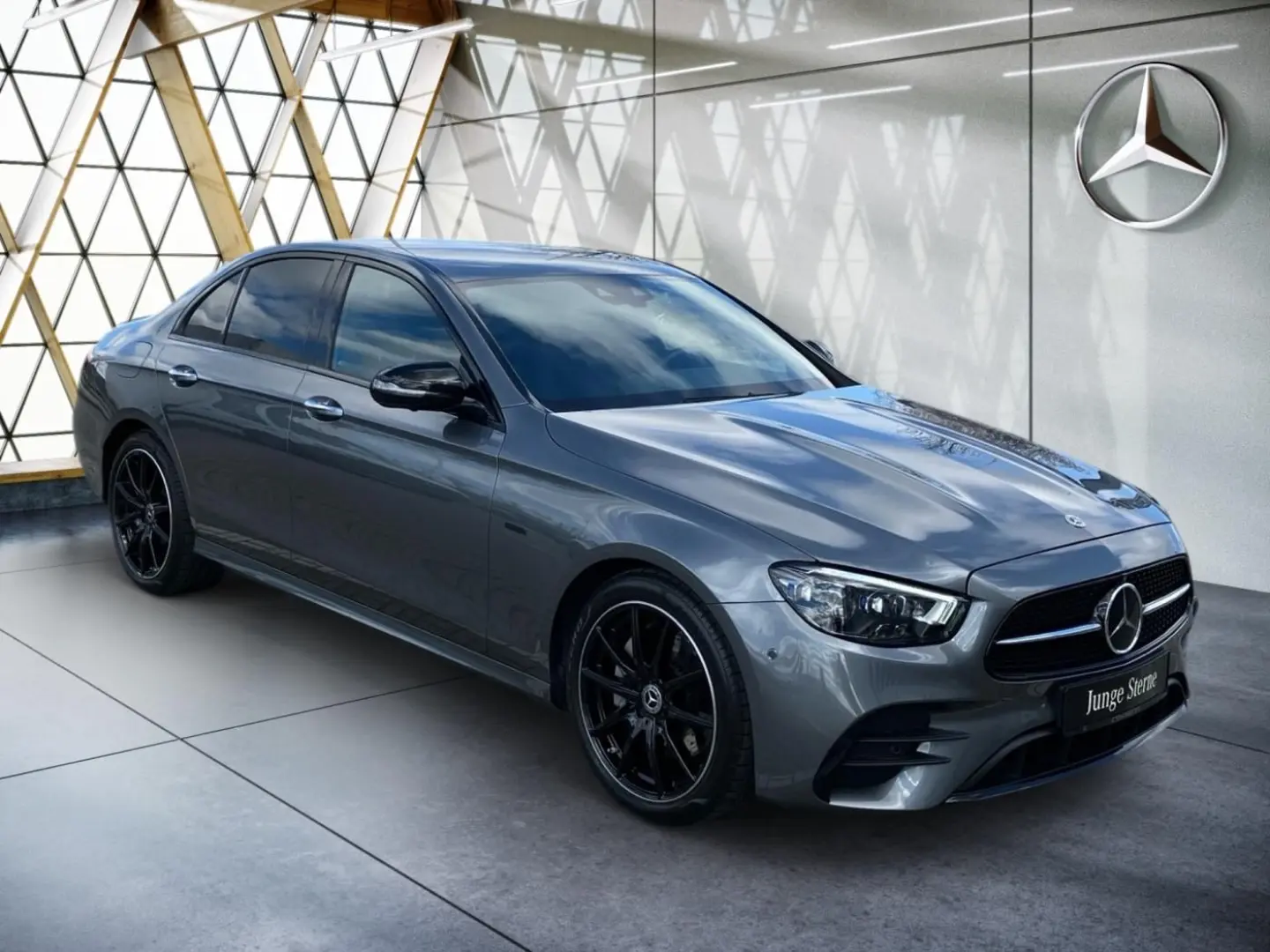 E 220 d AMG Night EDITION Distro+*360°
