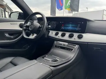 E 220d AMG+Pano+Distr+Multibeam+RFK+Night