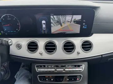 E 220d AMG+Pano+Distr+Multibeam+RFK+Night