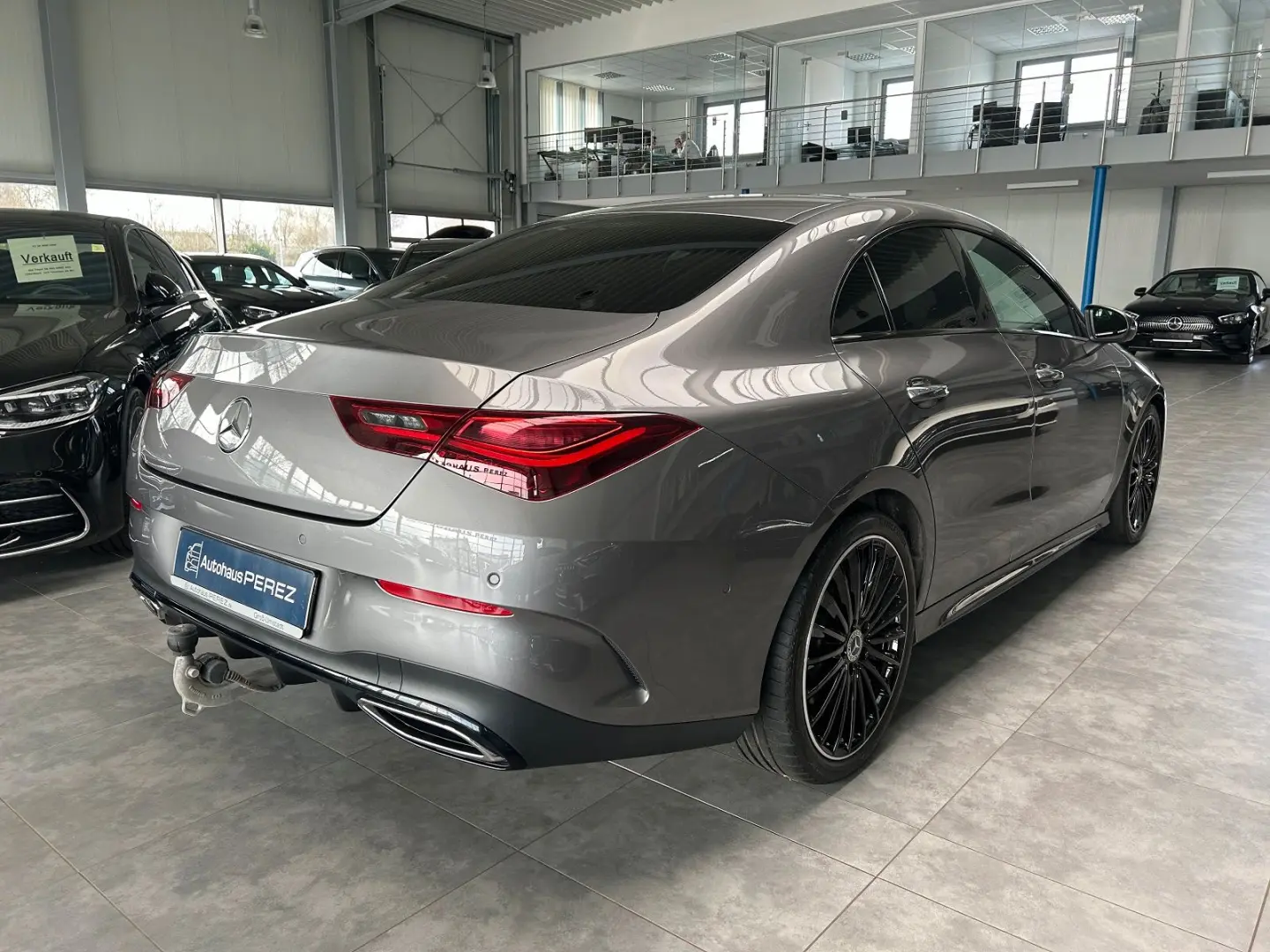CLA 250 4M AMG PREMIUM-PANORAMA-AHK-MULTIBEAM