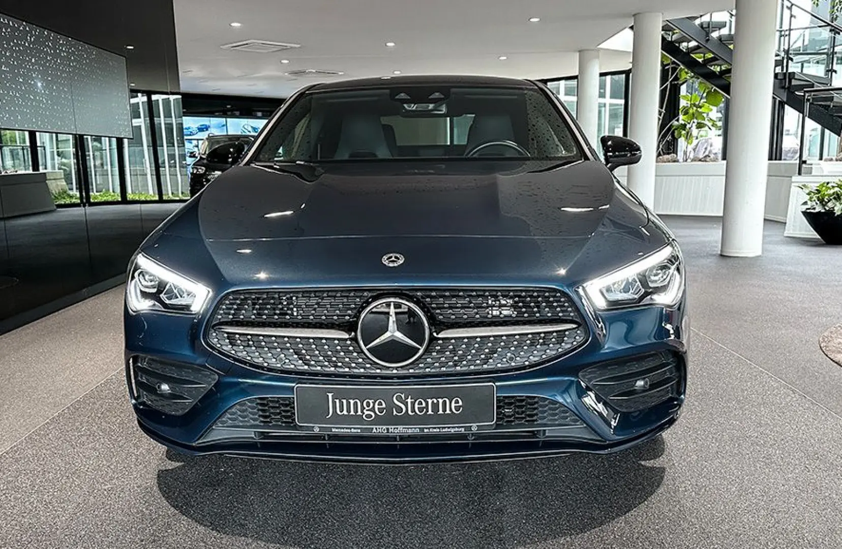 CLA 250 e Coupé AMG+Night+LED+Pano+Distro+MBUXH