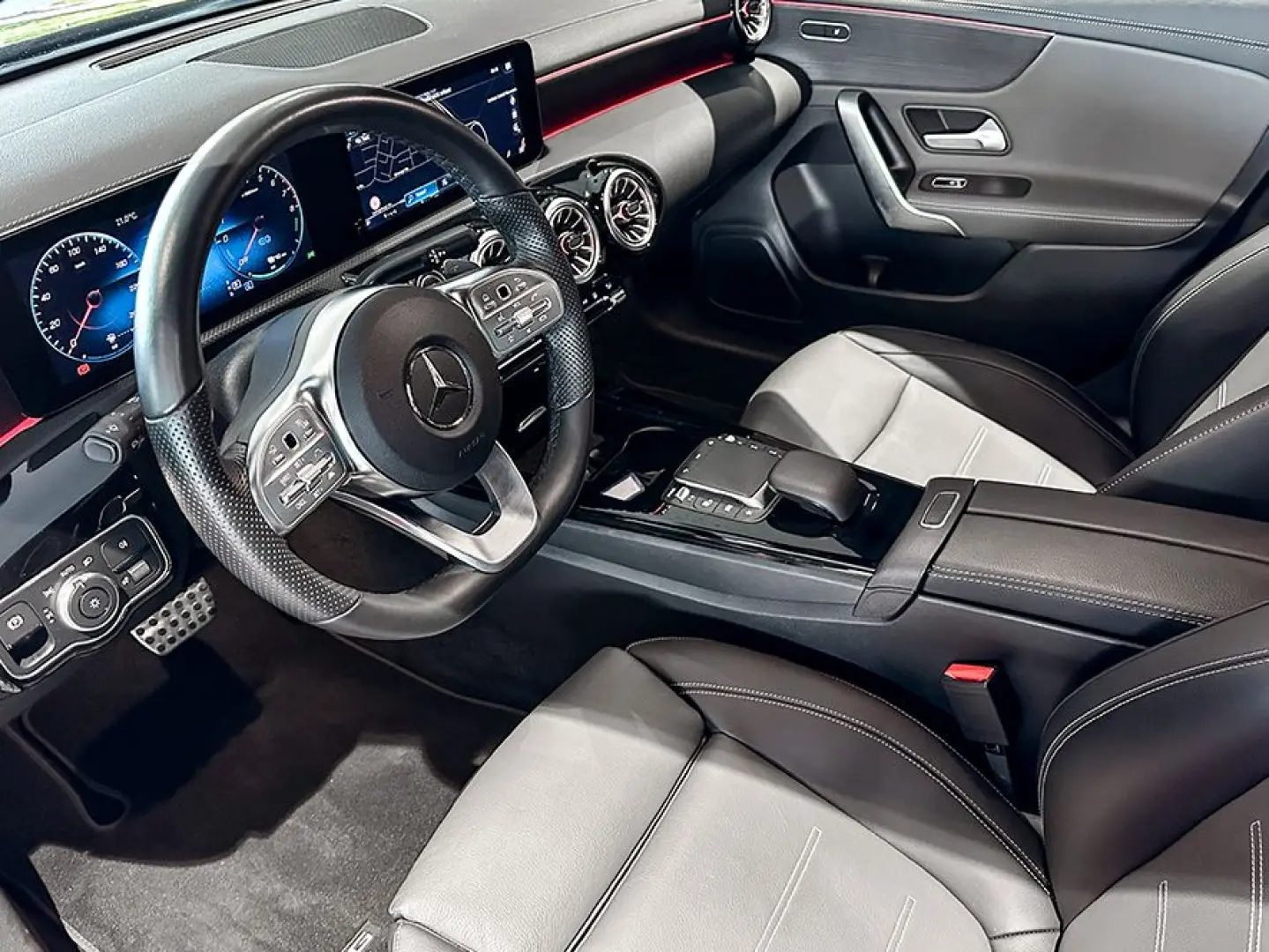 CLA 250 e Coupé AMG+Night+LED+Pano+Distro+MBUXH