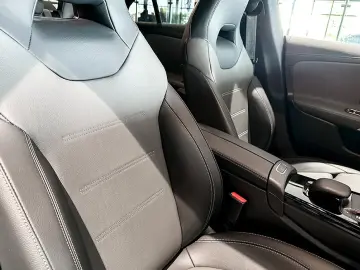 CLA 250 e Coupé AMG+Night+LED+Pano+Distro+MBUXH