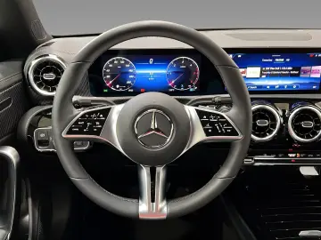 CLA 220 d PROGRESSIVE+LED+PARKTRONIC+Kamera+LrHz