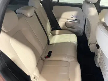GLA 200d 8G-DCT Progres. NAVI Leder PDCv+h Tempo