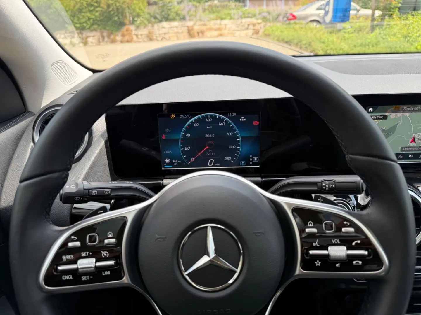 GLA 200 d 4Matic Progressive LED Navi Pano Leder