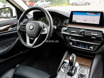 520d xDrive Luxury Line Innovationsp. Aut. HIFI