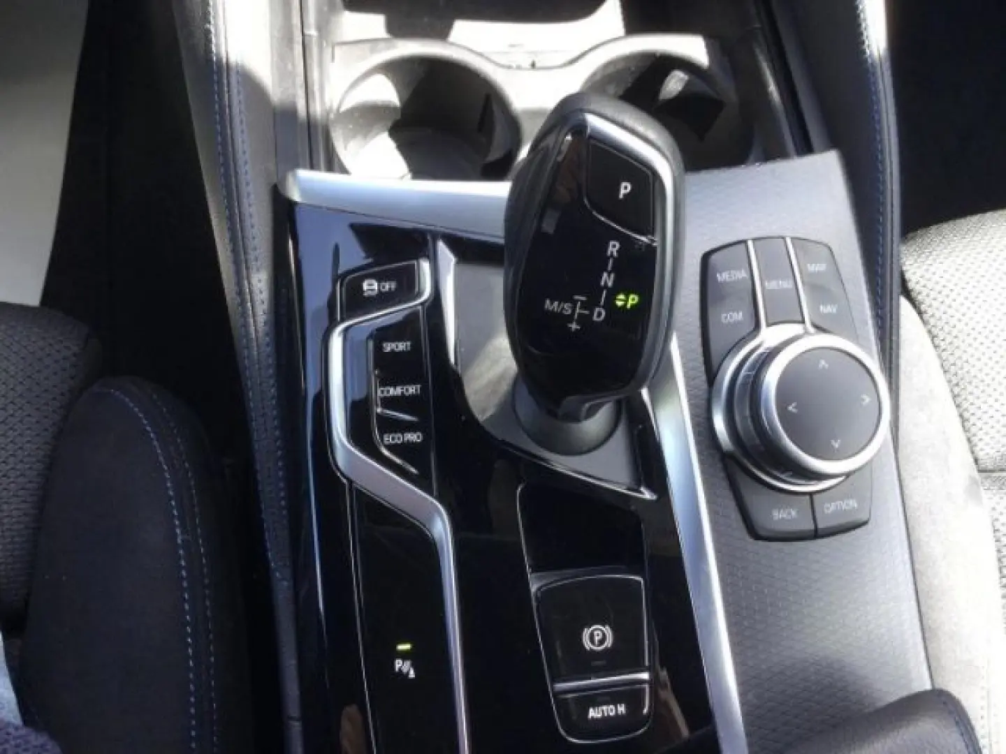 520 d Limousine Sportpaket HUD Navi LED ACC Appl