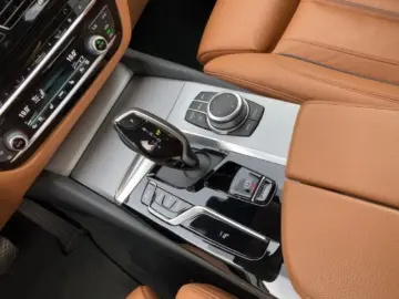 520 d xDrive Limousine HUD Navi Leder Digitales