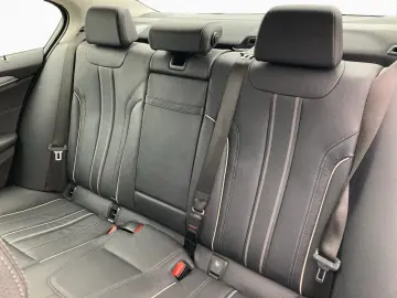 520dA Lim LivePro,Laser,HUD,Kam,Leder,HiFi,St+Go