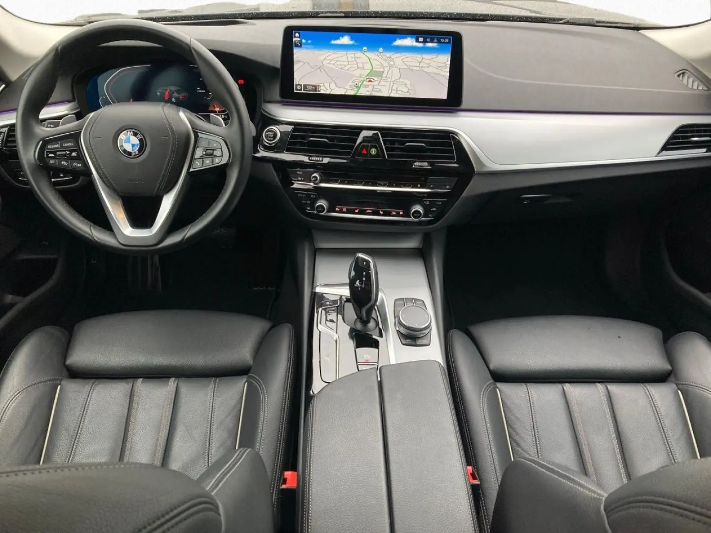 520dA Lim LivePro,Laser,HUD,Kam,Leder,HiFi,St+Go
