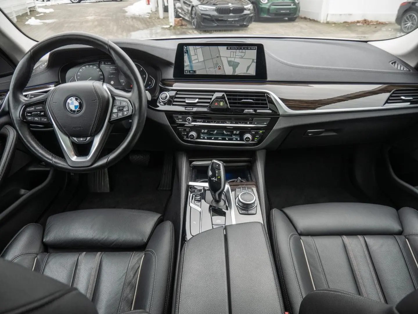 520d Luxury Line LASER+HUD+AHK+LEDER+eGSD+ACC+