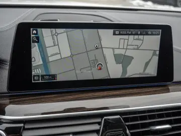 520d Luxury Line LASER+HUD+AHK+LEDER+eGSD+ACC+