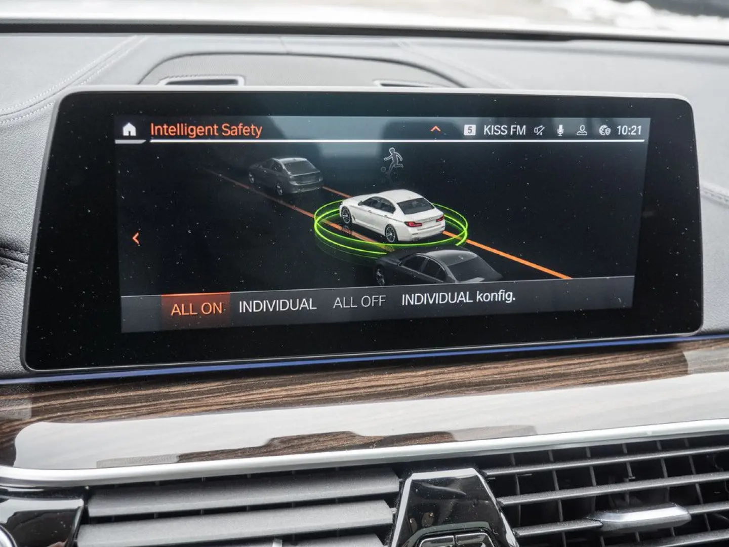 520d Luxury Line LASER+HUD+AHK+LEDER+eGSD+ACC+