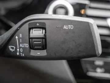 520d Luxury Line LASER+HUD+AHK+LEDER+eGSD+ACC+
