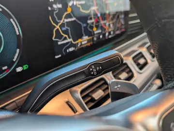 GLE 400 d AMG 4Matic PANO*WIDE*BURMESTER*MEM*AIR