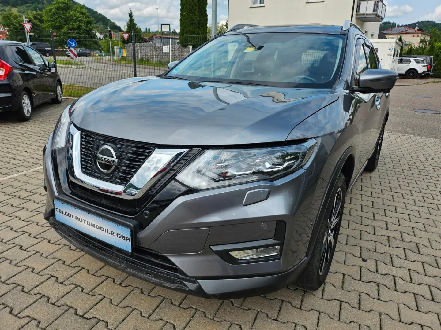 X-TRAIL*TEKNA*AUTOMATIK*NAVI*LEDER*BOSE*LED*
