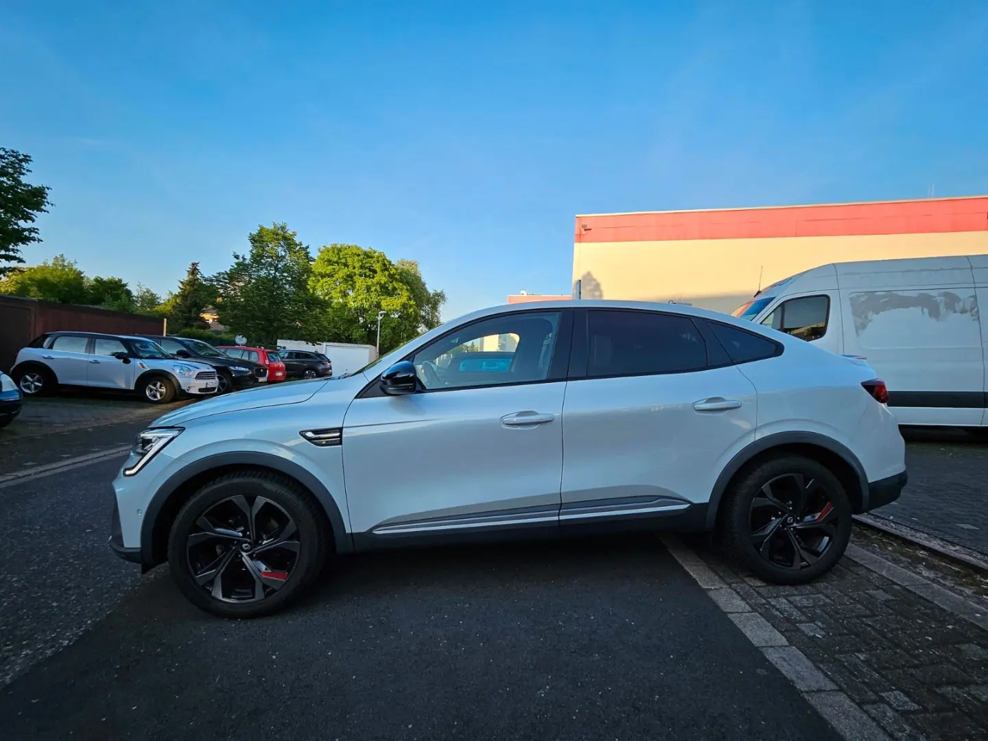 ARKANA 1.3 TCE R.S. LiNE AUT BENZIN/HYBRID VOLL