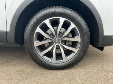 Kadjar 1.3 TCe 140 Black Edition