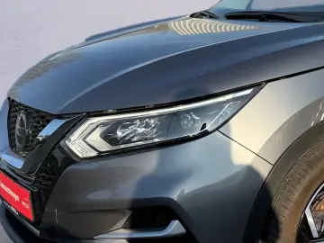 Qashqai 1.3 DIG-T Akari, SHZ, Pano-Dach, Leder