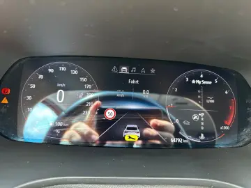 Arkana INTENS TCe 140 EDC KLIMA+SHZ+LED+KAMERA