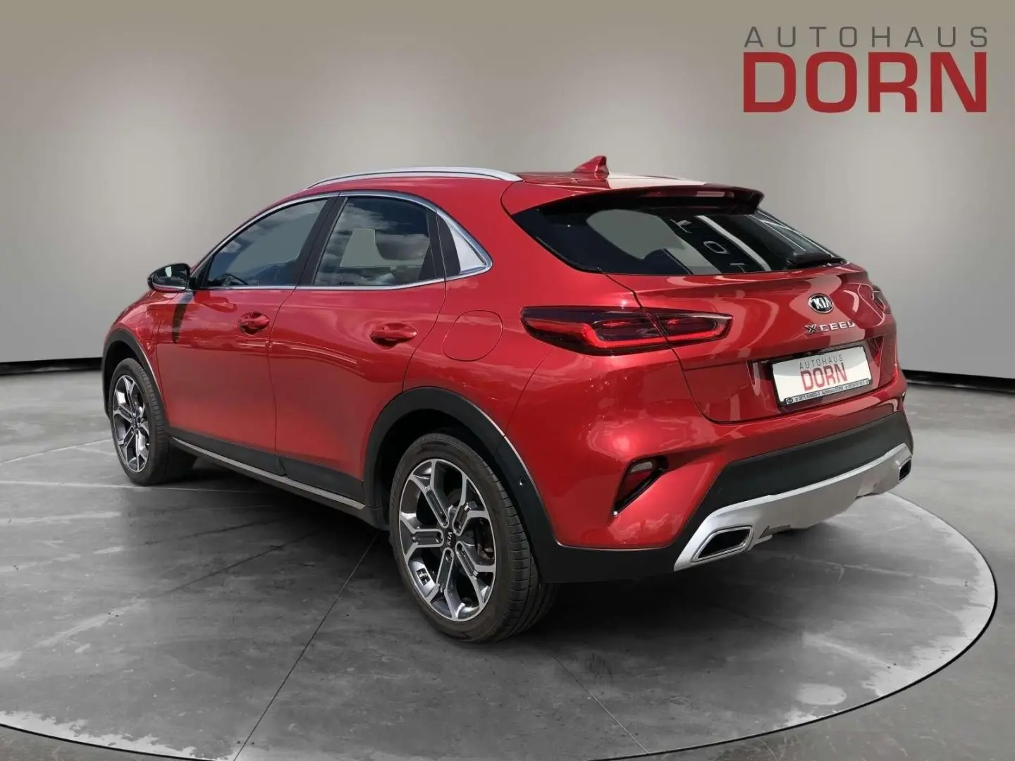 XCeed Spirit PHEV höher gelegt,AHK,Totwinkel
