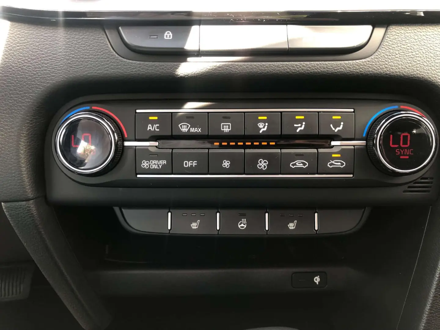 XCeed Spirit PHEV höher gelegt,AHK,Totwinkel
