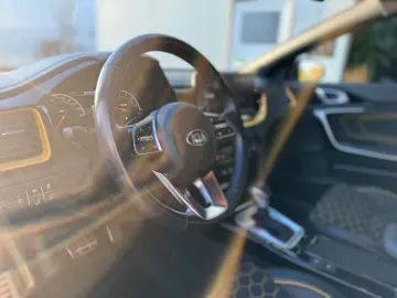 XCeed 1.4 T-GDI DCT Launch Edition*1 Hd*AHK *