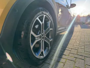 XCeed 1.4 T-GDI DCT Launch Edition*1 Hd*AHK *