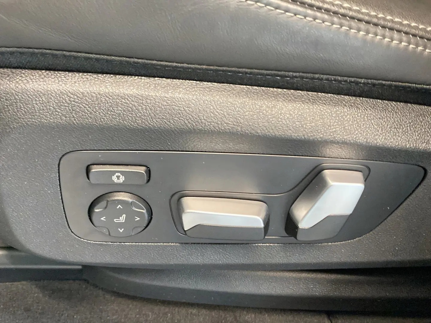 X5 xDrive30d M Sport AHK Harman/K Kamera LED
