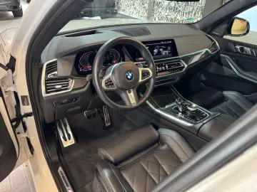 X5 xDrive 30d M Sport PANO~HUD~LUFTFEDERUNG~GLAS