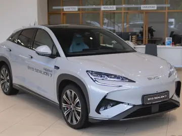 BYD SEALION 7 Excellence AWD 390 kw