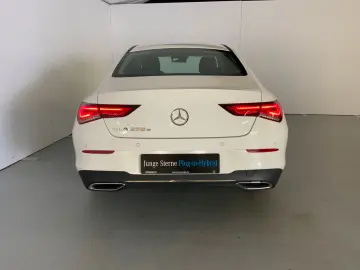 CLA 250 e Coupé Progr LED Distronic+ Totwinkel