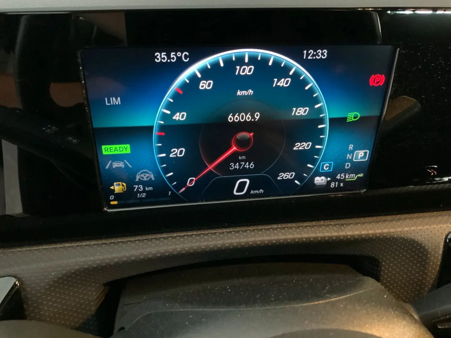 CLA 250 e Coupé Progr LED Distronic+ Totwinkel