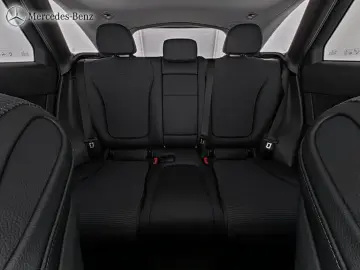 GLC 220 d 4M AVANTGARDE RüKam+AHK+Pano+Smartph.