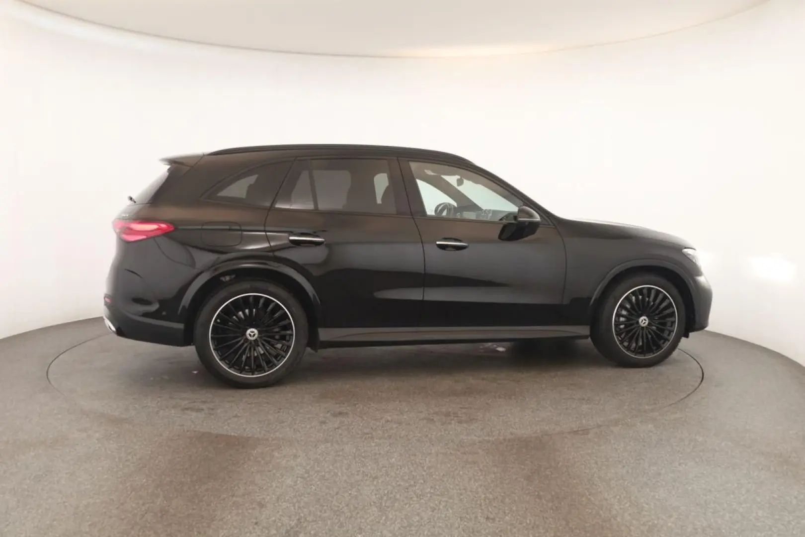 GLC 300 4M AMG Premium Plus DIGITAL Pano HUD 360