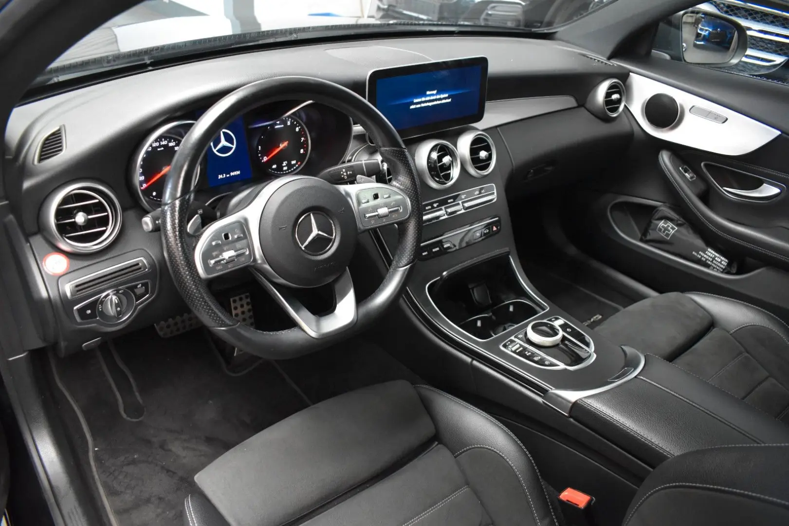 C 180 Coupe AMG LINE*NIGHT-PAKET*PANO*LED*SHZ